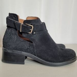 Tara M. Keegan Black Suede Leather Ankle Boots - Size 37